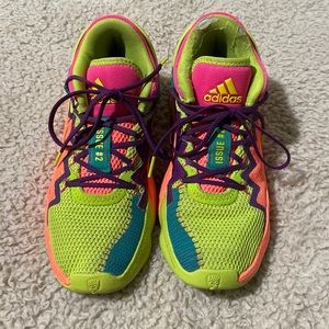 Donovan Mitchell Spiders/ Adidas basketball sneakers